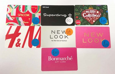 Lot 55 - Various : Fashion & Beauty (x7) - Total face...