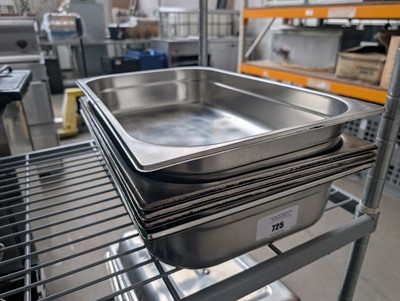Lot 725 - Various stainless gastronorms some with lids