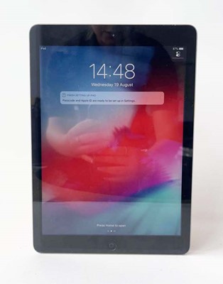 Lot iPad Air A1474 16GB Space Grey