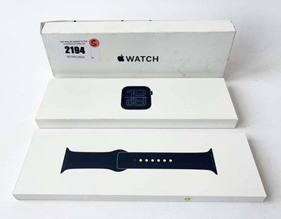 Lot *Sealed* Apple Watch SE 3 A3324 40MM Midnight
