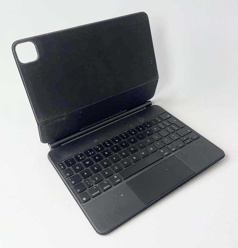 Lot Apple Magic Keyboard for iPad 11"