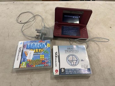Lot 2074 - Nintendo DS XL, plus 2 games