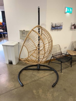 Lot 4249 - Black metal framed wood effect egg chair no...