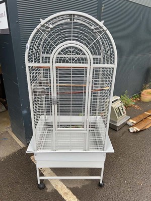 Lot 4269 - 4 wheeled metal bird cage