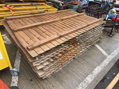 Lot 4281 - 9 wooden slatted garden fence panels