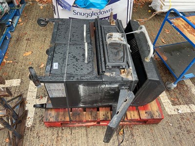 Lot 4289 - Duro BBQ
