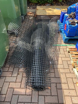 Lot 4302 - Roll of plastic mesh fencing