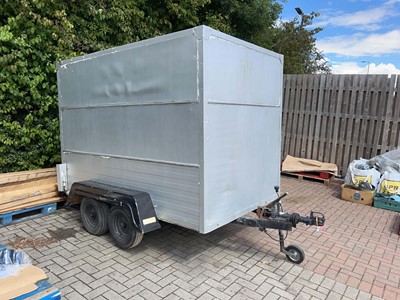 Lot 4310 - Twin axle box trailer