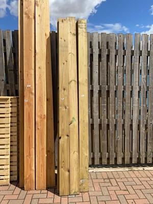 Lot 4325 - Selection of timber planks