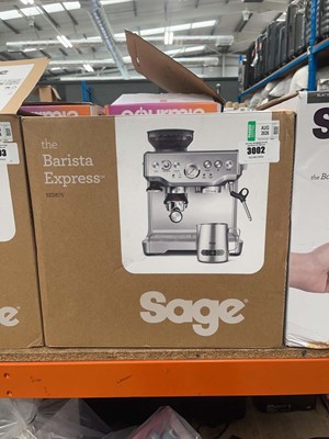 Lot 3002 - Boxed Sage Barista Express coffee machine