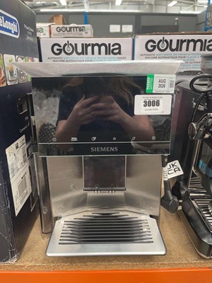 Lot 3006 - Unboxed Sage coffee machine with instructions