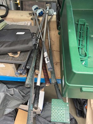 Lot 4366 - Selection of golf clubs inc. 2,3,5,6,7 irons etc