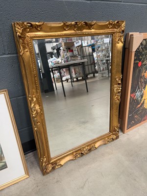 Lot 5117 - Rectangular bevelled mirror in gilt frame