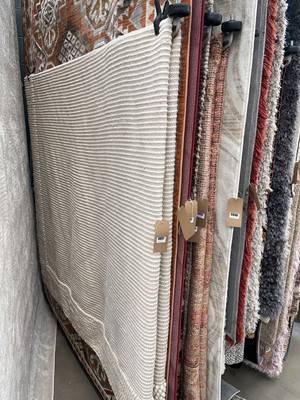 Lot 5031 - Large carpet with strip