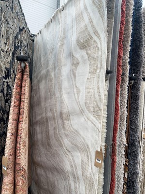 Lot 5038 - Large carpet, swirl pattern
