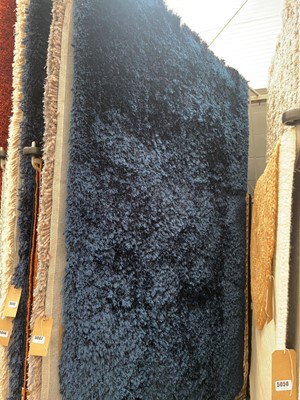 Lot 5048 - Large shagpile carpet, navy blue
