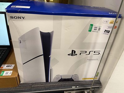 Lot 2113 - Sony Playstation5 Disc edition boxed 1tb