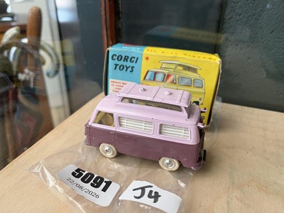Lot 5091 - Corgi toy campervan