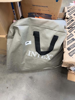 Lot 4408 - Intex inflatable kayak