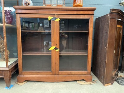 Lot 5100 - Late Victorian double door bookcase