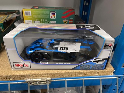 Lot 2130 - Maisto boxed model die cast model of a Bugatti...