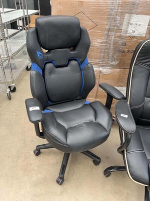 Lot 4476 - DPS black and blue leather effect gaming chair