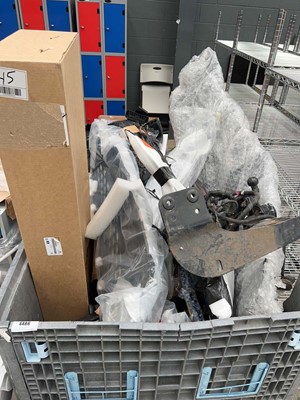 Lot 4486 - Car pallet with car related items to include...