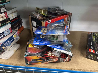 Lot 2137 - Collection of various Star Wars Episode 1...
