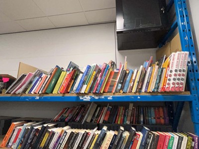 Lot 2139 - Part shelf of non-fiction books