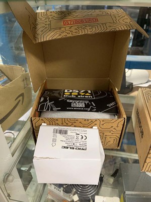 Lot 2169 - Benidub digital echo effects pedal plus...
