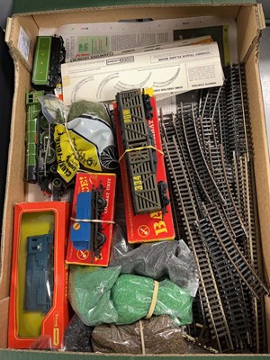 Lot 2193 - Box containing Triang & Hornby Locomotives &...