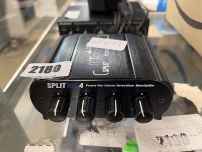 Lot 2180 - Split Mix 4 passive 4 channel mixer splitter