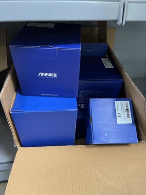 Lot 2208 - Box containing Annke security cameras