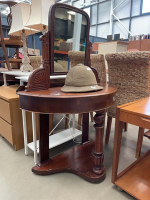 Lot 5266 - Mahogany bow fronted dressing table