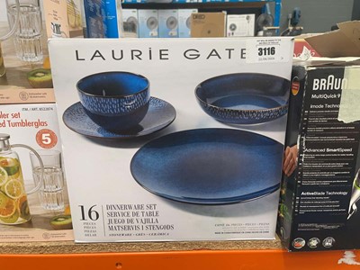 Lot 3116 - Laurie Gates dinnerware set