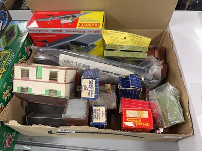 Lot 2219 - Box containing model railway accessories,...