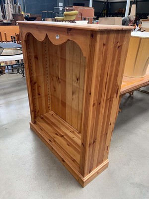 Lot 5276 - Modern pine open bookcase
