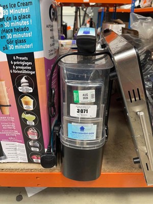 Lot 3126 - Unboxed Iceman Slush-Ease MAX slushie maker