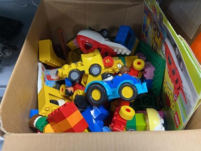 Lot 2233 - Box containing Duplo
