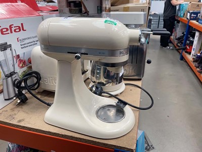 Lot 3130 - Kitchenaid stand mixer