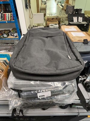 Lot 2225 - Selection of six laptop bags