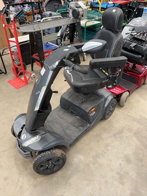 Lot 4526 - Vector sports electric mobility scooter no key