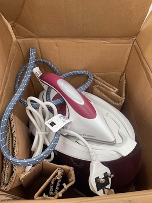 Lot 3138 - Tefal pro express steam iron