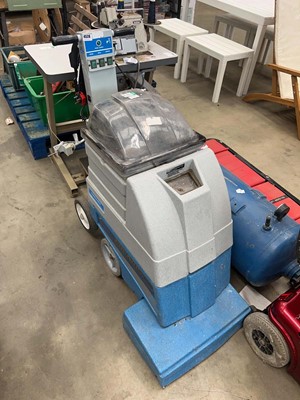 Lot 4528 - Proshem Polaris electric floor cleaner