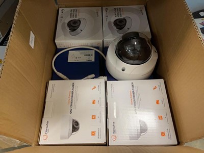 Lot 2250 - Box containing various security cameras