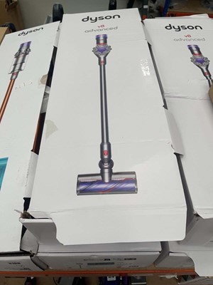 Lot 3167 - Handheld Dyson V8 Advanced with accessories