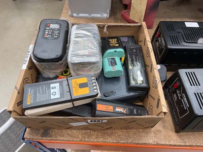 Lot 4607 - Crate quantity of drill batteries, brands inc,...
