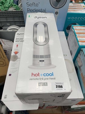 Lot 3196 - Dyson hot and cold remote link F1 fan