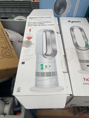 Lot 3198 - Dyson hot and cold Jet Focus fan