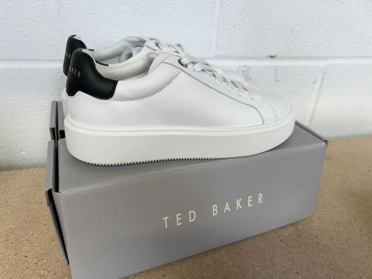 Lot Boxed pair of Ted Baker trainers size UK 5